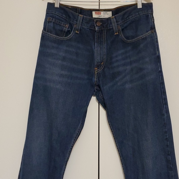 Levis 527 33x32 Clearance